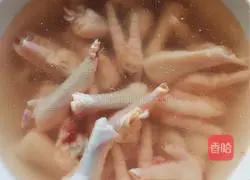 Upgraded version of Internet celebrity vine Illustration of how to make pepper chicken feet 3