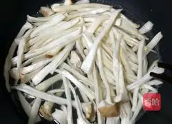Illustration of how to make cold king oyster mushrooms 2