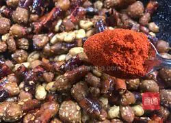 How to make chili crisps Illustration 19