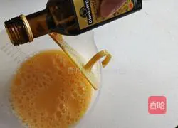 Illustration of how to make olive oil hibiscus eggs 4