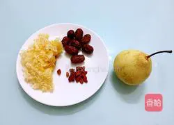 Illustration of Tremella and Snow Pear Soup 1