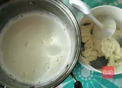 Illustration of how to make soybean, almond and oatmeal drink 6