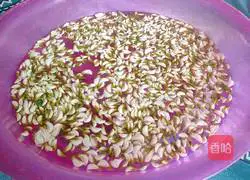 Sophora Flower Egg Pancake Recipe Illustration 3