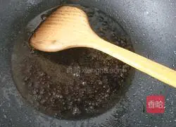 Illustration of how to make noodles with scallion oil 4