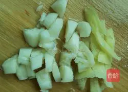 Cucumber and Shrimp Recipe Illustration 4