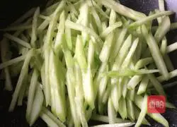 Cucumber Poached Egg Noodles Recipe Illustration 6