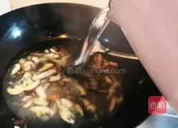 Illustration of making mushroom noodles 9