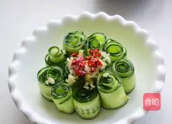 Illustration of how to make oil cucumber rolls 6
