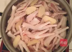 Illustration of how to make vinegar chicken feet 7