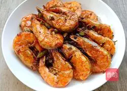 Illustration of how to make salt and pepper prawns 20
