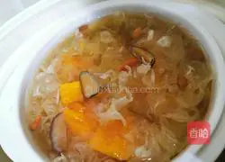 Illustration of how to make papaya and white fungus soup 8