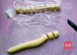 Little yellow chicken and little yellow duck~Eat it in one bite Illustration 2