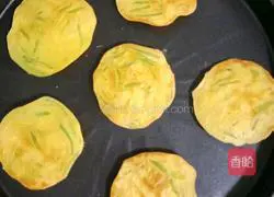 Lettuce and Apple Soft Cake (Baby Complementary Food) Practice illustration 9