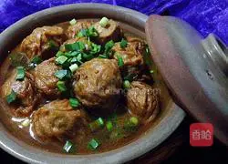 Illustration of how to stuff meat with oily gluten 11