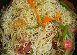 Illustration of how to make fried noodles 3