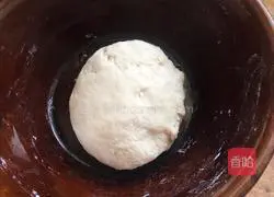 Illustration of how to make pickled cabbage and mutton noodles 4