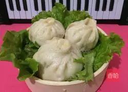 Illustration of home-made steamed buns 7