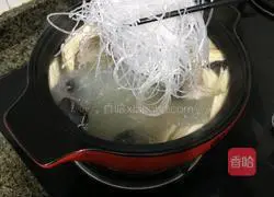 Illustration of how to make mutton vermicelli soup 16