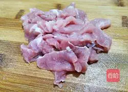 Tomato, cucumber and meat slices soup recipe 5