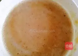 Illustration of how to make salt and pepper pancakes 4