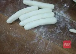 Illustration of how to make Tiaozi in Shaanxi 5
