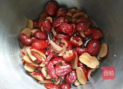 Illustration of how to make red date steamed buns 2