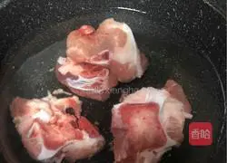 Cantonese-style tomato and potato rib soup recipe 1