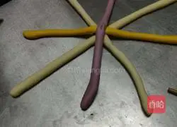 Illustration of how to make hydrangea steamed buns 6