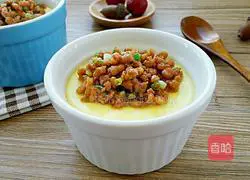 Illustration of how to make steamed egg custard with minced meat 12