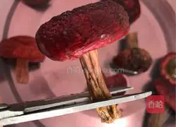 [呷BU丨Soup] Braised pork ribs with red mushrooms and yam Illustration of how to do it 1