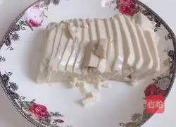 Illustration of how to make preserved egg tofu 6