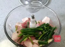 Illustration of how to make meat buns 4