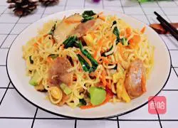 How to make sausage and egg fried noodles Illustration 14