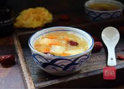 Illustration of Tremella and Snow Pear Soup 16