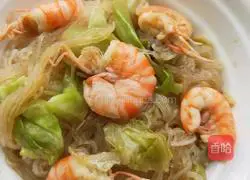 Illustration of how to stir-fry vermicelli with shrimp 6