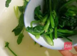 Illustration of how to make clear soup noodles 2