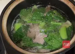Pork liver and green vegetable soup recipe 6