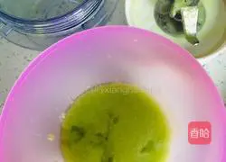 Illustration of how to make homemade chicken breast balls 3