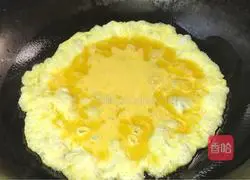 Illustration of how to make fungus and tomato noodle soup 5