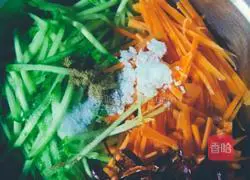 Illustration of how to make cold chicken 3