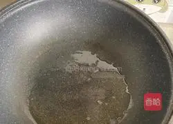 Shredded chicken Illustration of making cold noodles 3