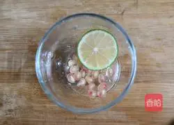 Pomegranate Sparkling Cocktail Recipe Illustration 14