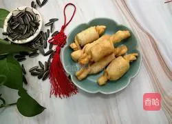 Illustration of how to make ham sausage candy 10