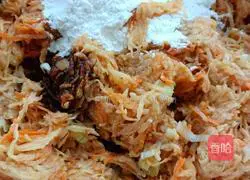 Illustration of how to make potato tray 8