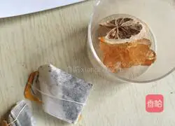Illustration of how to make delicious homemade iced black tea 1
