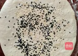 Illustration of how to make sesame pot helmet 6