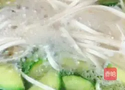 Illustration of how to make pumpkin noodles 6