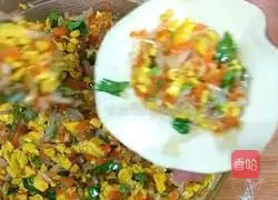 Illustration of how to make plain steamed buns 16