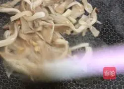 Illustration of how to make fried longevity noodles 6