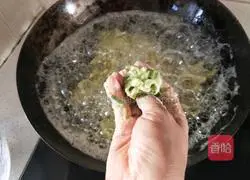 Illustration of how to make shredded radish meatballs 13